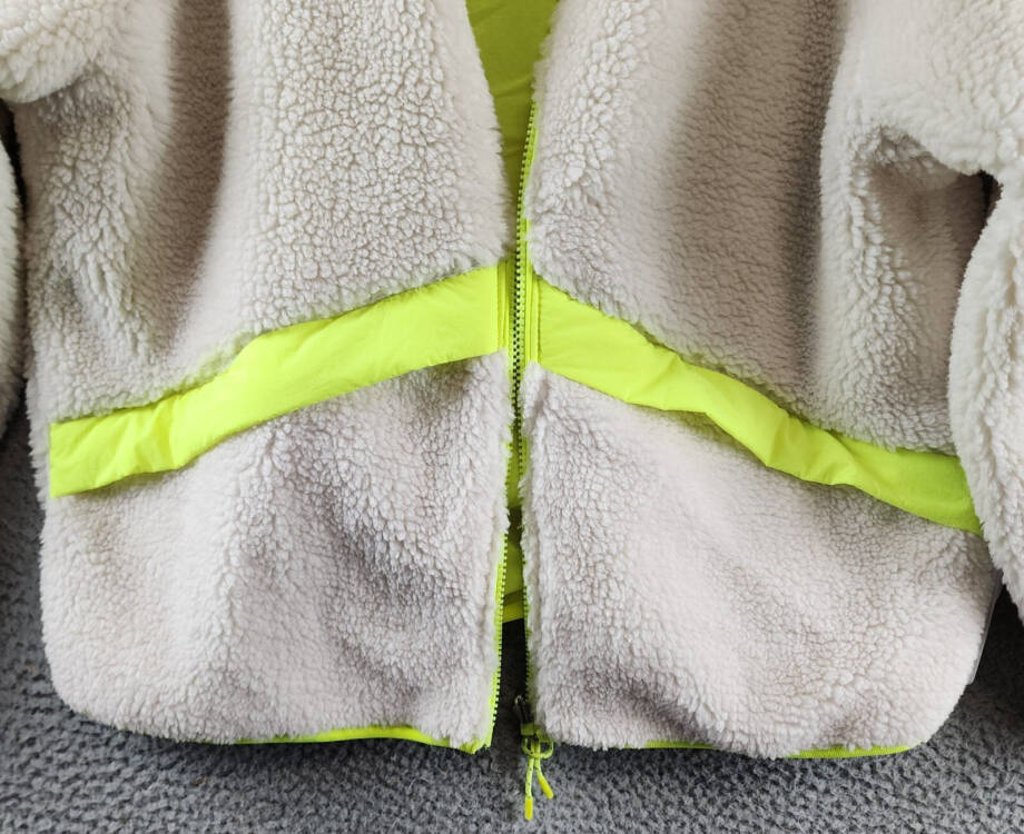 Calvin Klein Performance Reversible Sherpa Jacket Women's Chalk Safe M