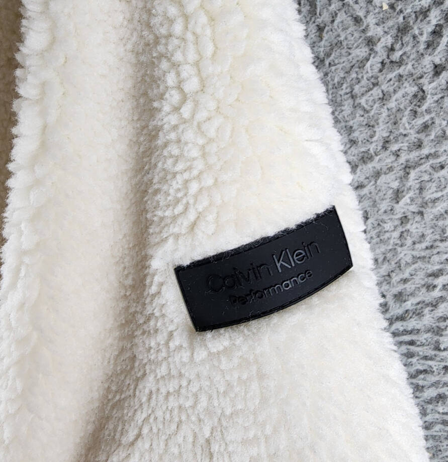 Calvin Klein Performance Reversible Sherpa Jacket Women's Chalk Safe M