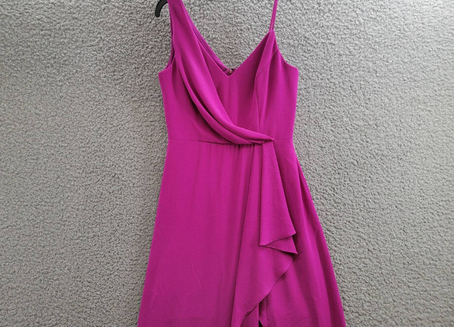 AQUA Asymmetric Overlay Crepe Gown Women's 2 Orchid Front Slit Back Zip Closure