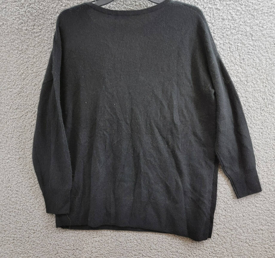 C by Bloomingdale's Cashmere Boat Neck Side Slit Asymmetrical Sweater Women's S