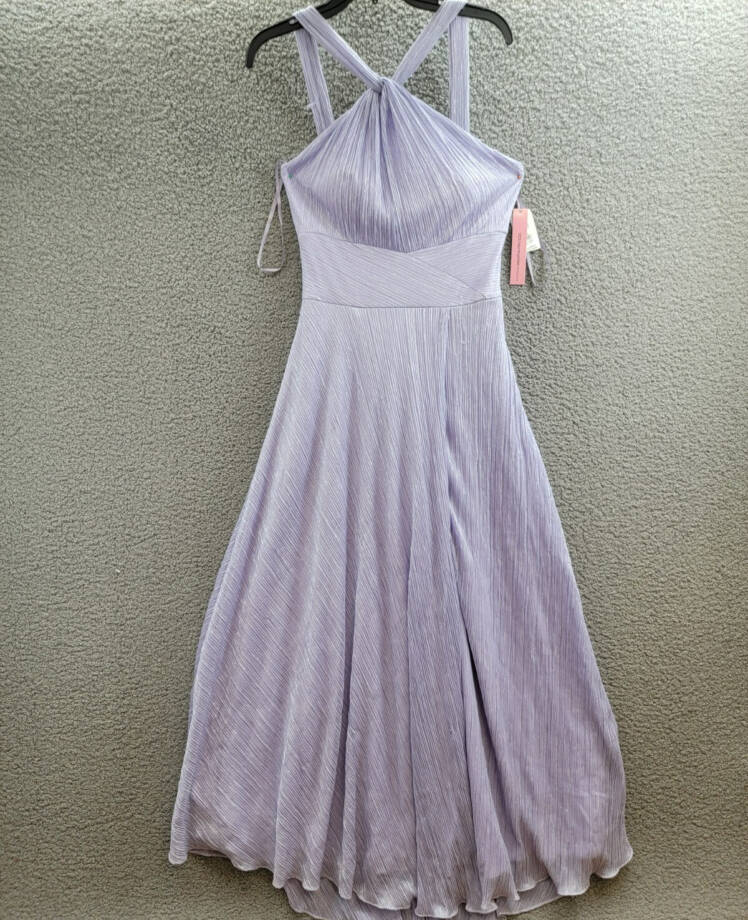AQUA Metallic Crinkle Gown Women's 6 Lavender Twist Halter Neck Back Zip Closure