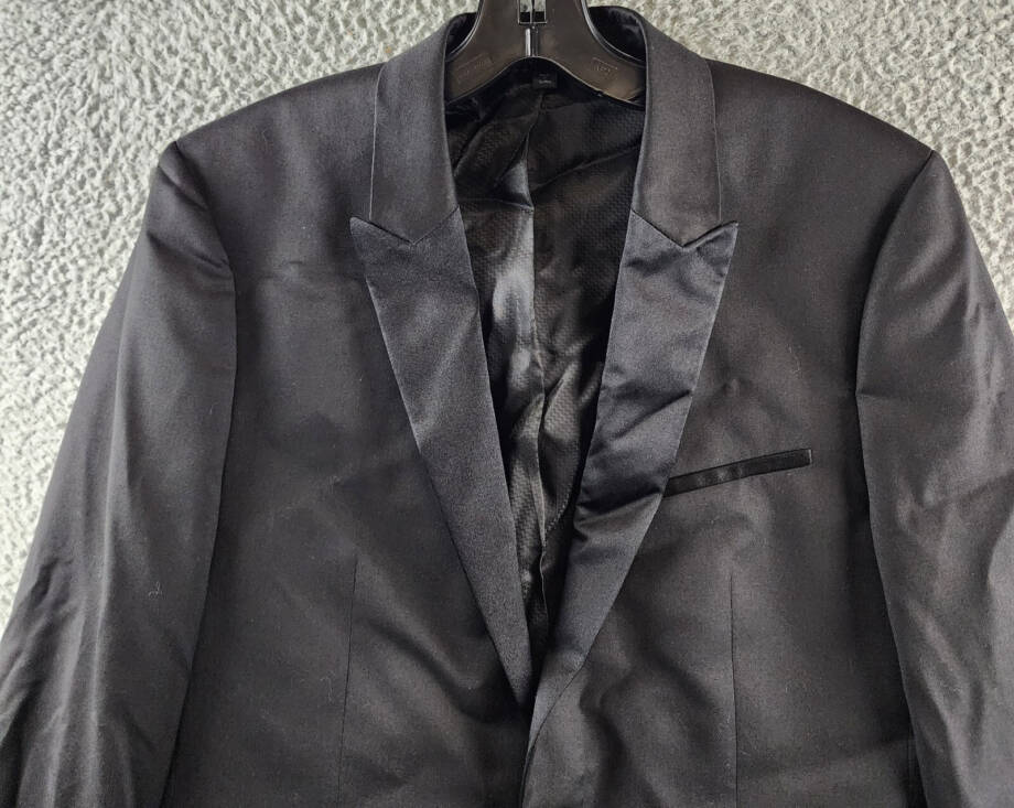 HUGO Astiane Slim Fit Tuxedo Jacket Men's 36S Black Virgin Wool Blend Peak Lapel