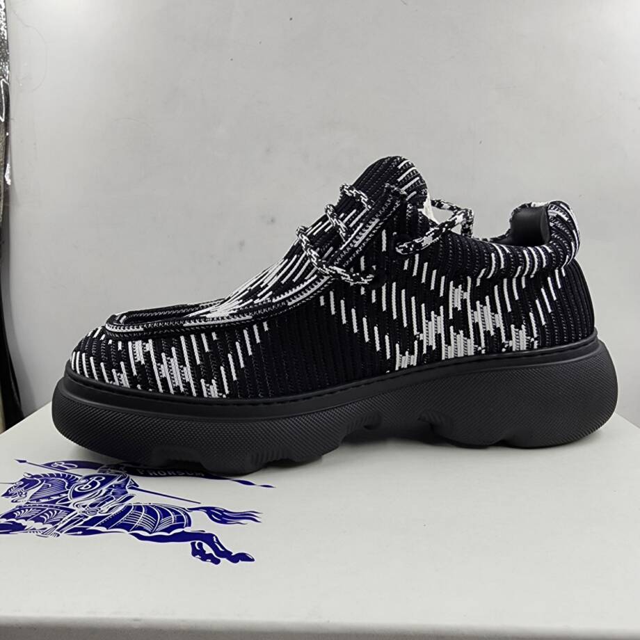 Burberry Creeper Check Woven Lace Up Shoes Mens 9.5 Black Round Toe EU 42.5