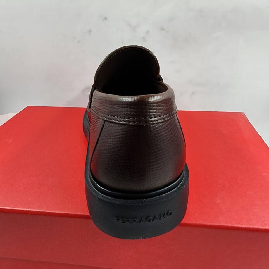 Ferragamo Duglas Slip On Loafer Mens 7 Dark Brown Signature Gancini Bit Hardware