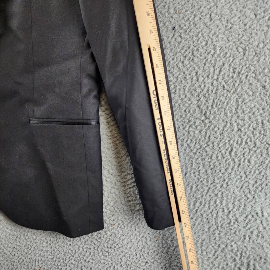 HUGO Astiane Slim Fit Tuxedo Jacket Men's 36S Black Virgin Wool Blend Peak Lapel