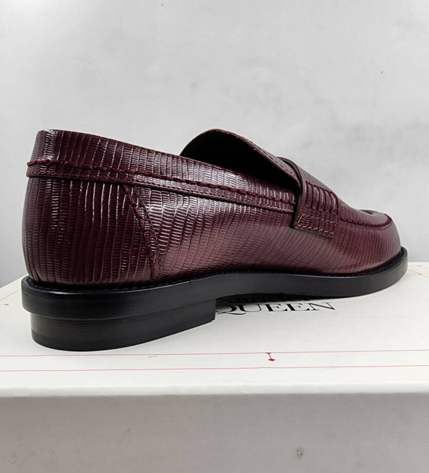Alexander McQUEEN Croc Embossed Round Apron Toe Loafer Mens 12 Burgundy SlipOn