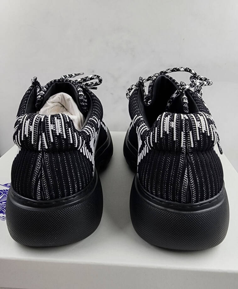 Burberry Creeper Check Woven Lace Up Shoes Men's 8 Black Round Toe Chunky Soles