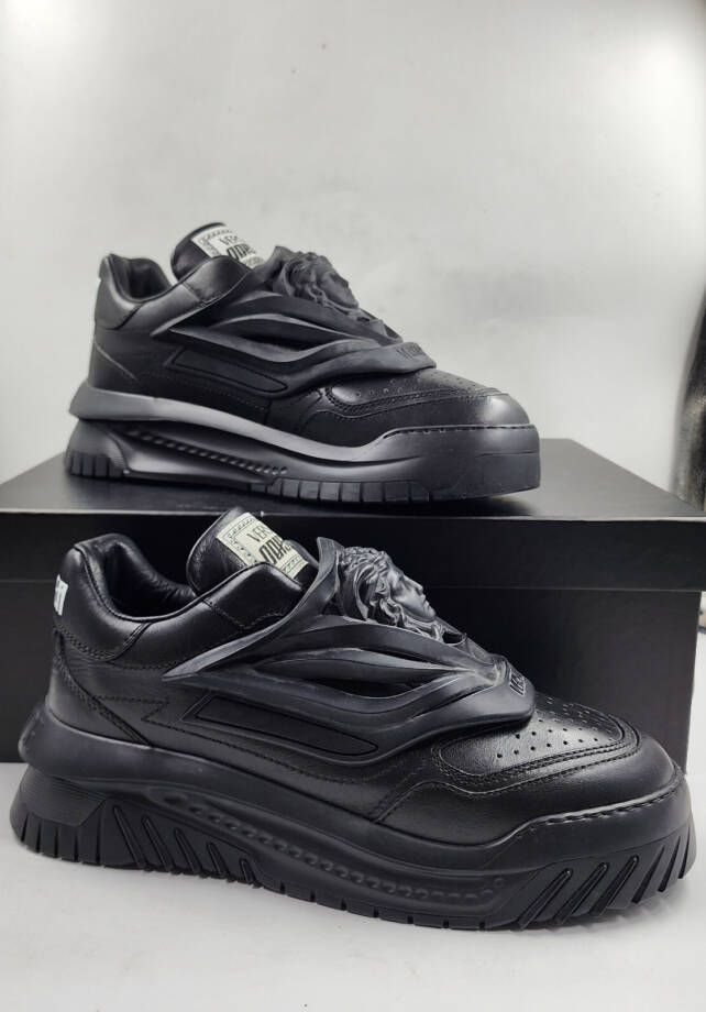 Versace Odissea Low Top Sneakers Men's 8 Black Padded Collar La Medusa Embossed