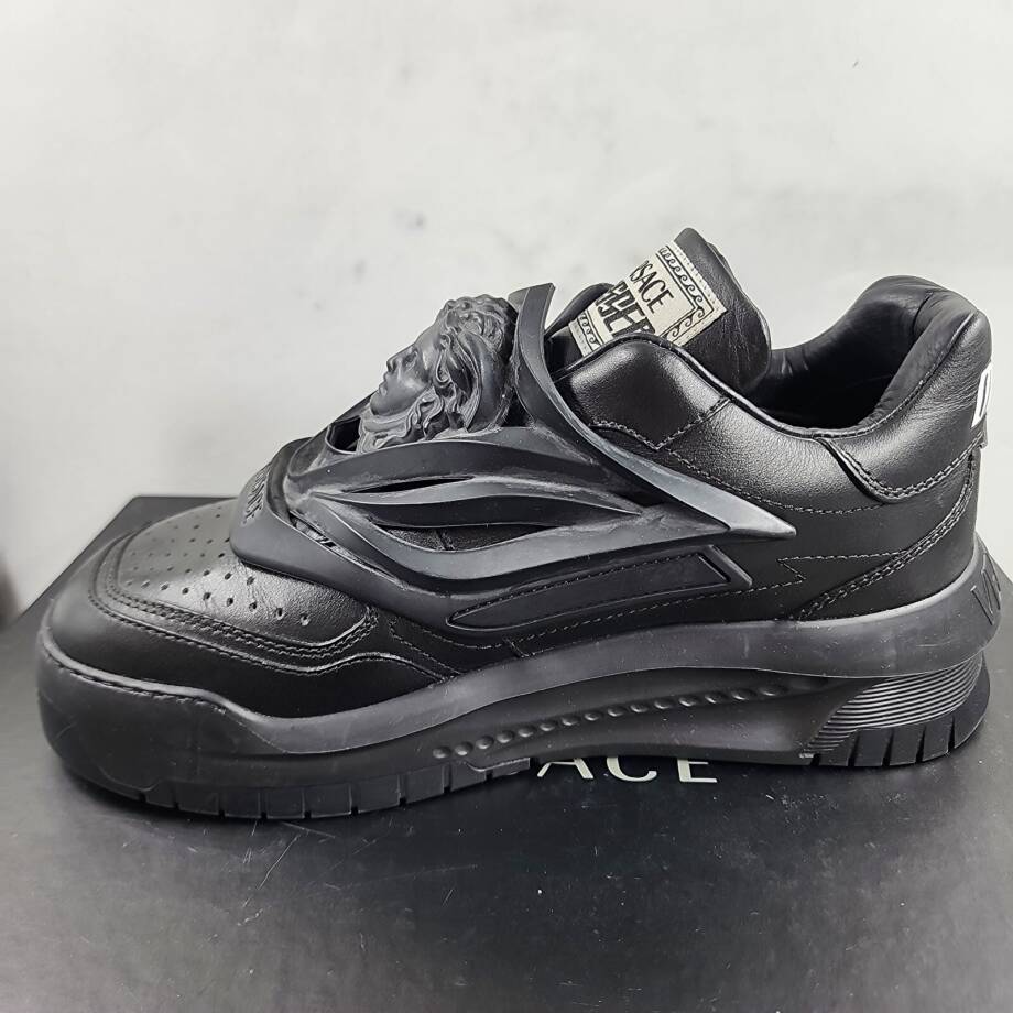 Versace Odissea Low Top Sneakers Men's 8 Black Padded Collar La Medusa Embossed