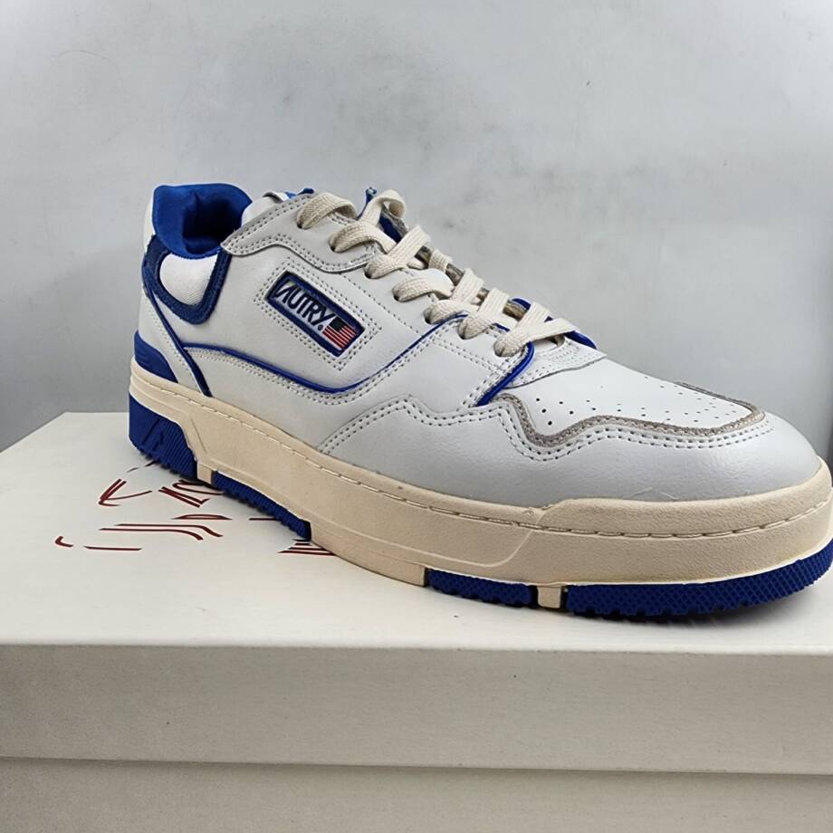 Autry CLC Leather Low-Top Sneakers Men's 13 White/Blue Lace Up Closure Round Toe