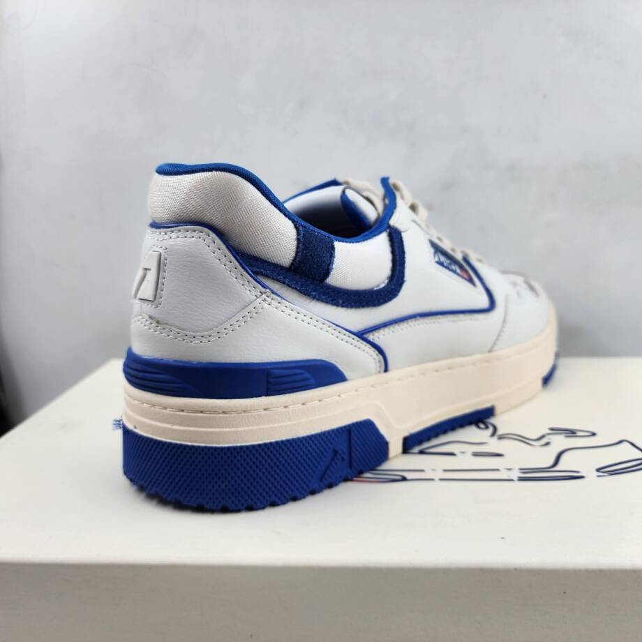 Autry CLC Leather Low-Top Sneakers Men's 13 White/Blue Lace Up Closure Round Toe