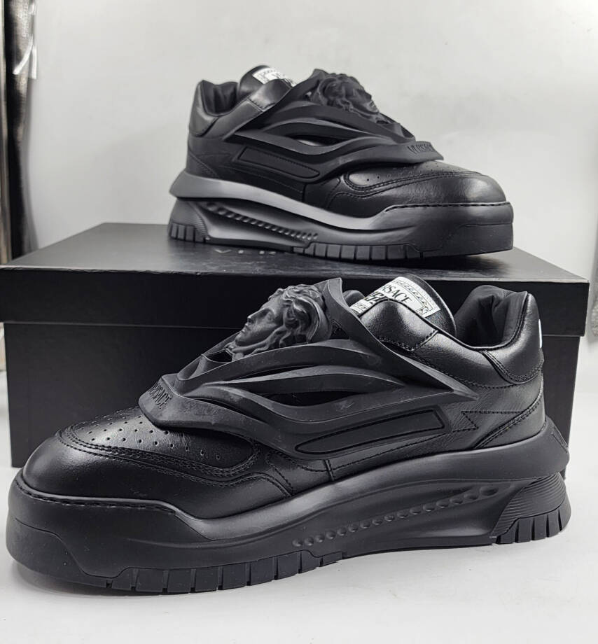 Versace Odissea Low Top Sneakers Men's 11 Black Padded Collar La Medusa Embossed