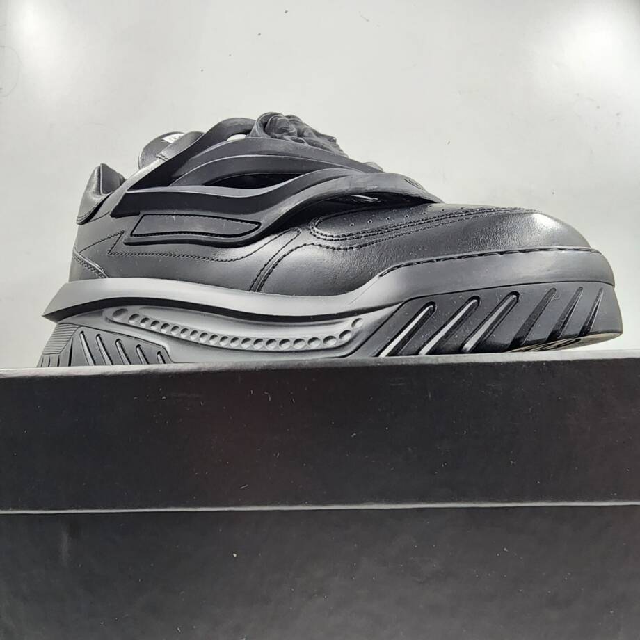 Versace Odissea Low Top Sneakers Men's 11 Black Padded Collar La Medusa Embossed