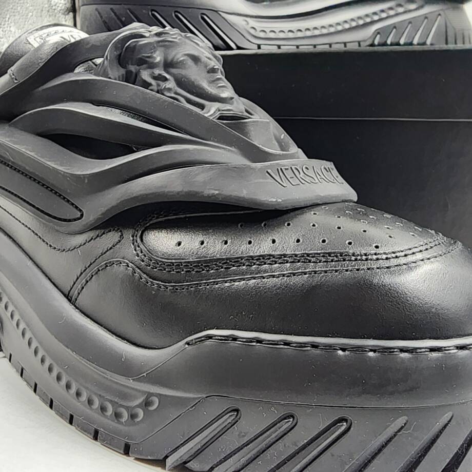 Versace Odissea Low Top Sneakers Men's 11 Black Padded Collar La Medusa Embossed
