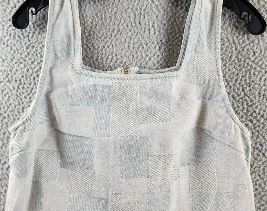 Sadie & Sage Aloha Reversible Denim Vest Women's M Blue Sleeveless Zip Closure