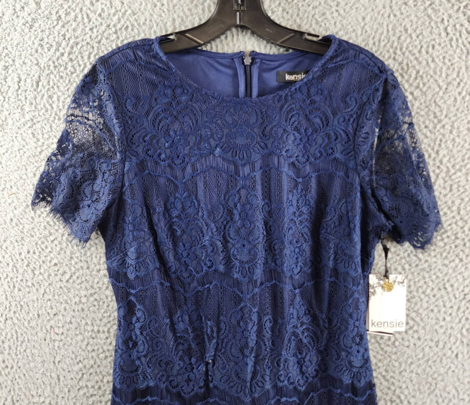 KENSIE Scalloped Short Sleeve Lace Mini Dress 6 Navy Back Zip Closure
