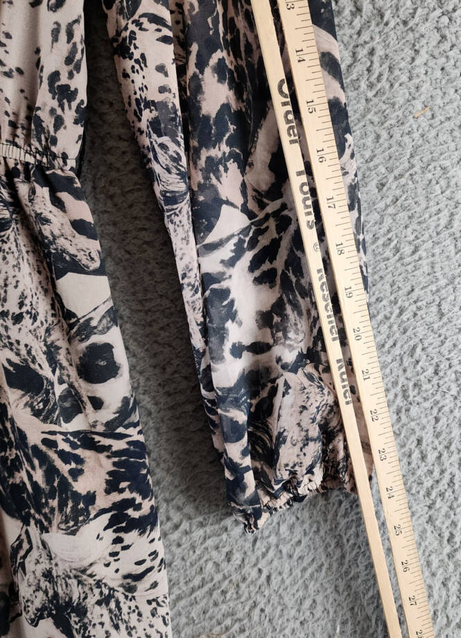 Avec Les Filles Tiered Printed Maxi Dress Women's 6 Wild Horses Square Neck L/S