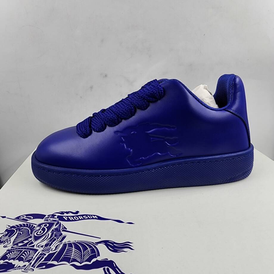 Burberry Leather Box Low-Top Sneakers Men's 40/7 US Knight Round Toe Lace Up
