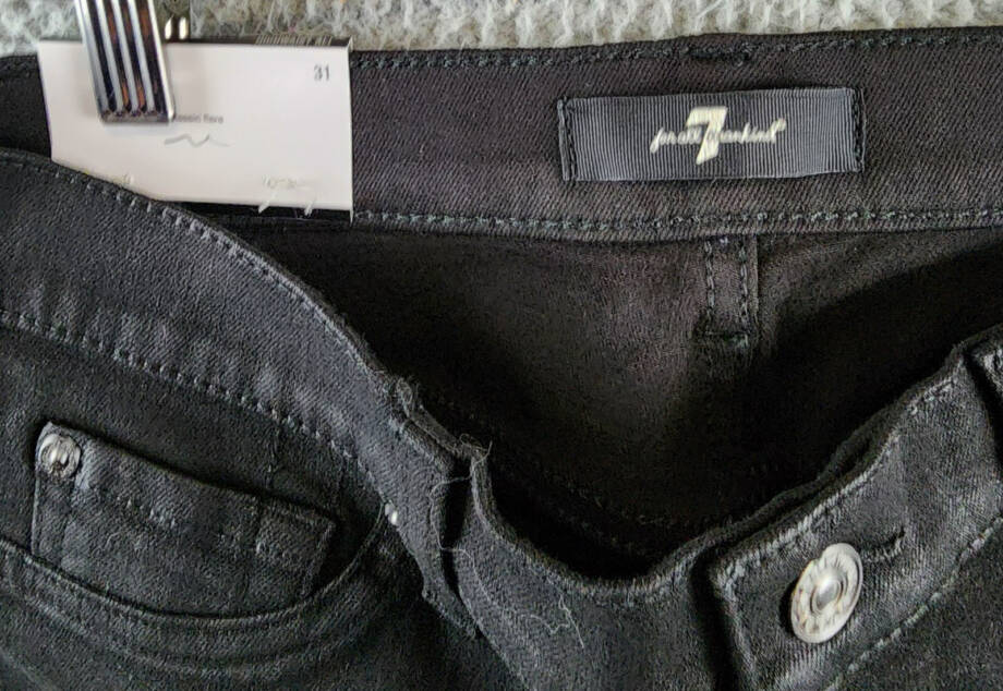 7 For All Mankind Ali High Rise Slit Flare Jeans Women's 31 Coated Black Solid