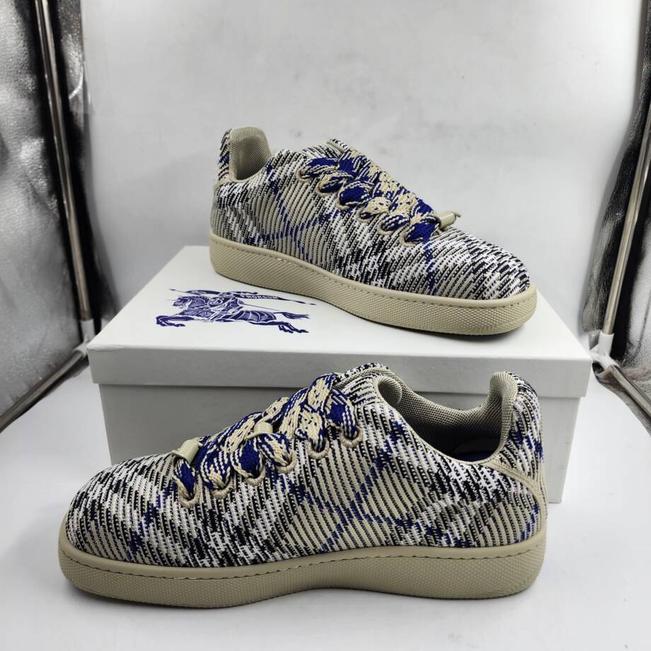 Burberry Checked Knitted Sneakers Men's 46 Lichen Ip Check Lace Up Closure