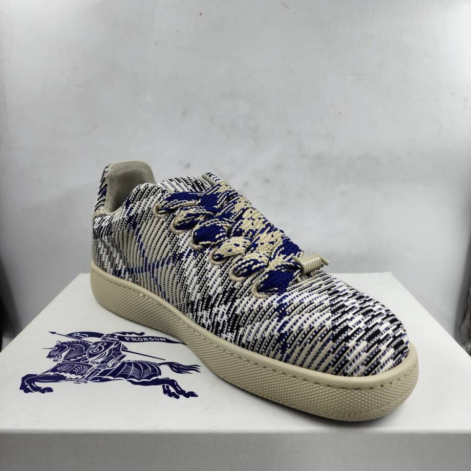 Burberry Checked Knitted Sneakers Men's 46 Lichen Ip Check Lace Up Closure