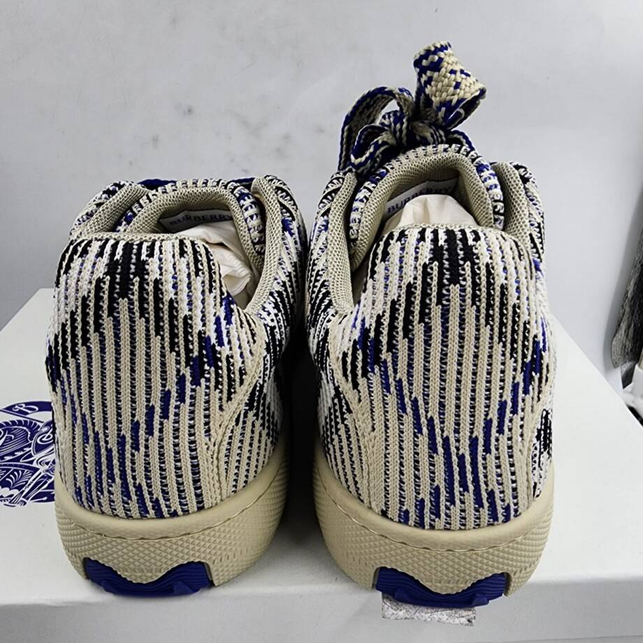 Burberry Checked Knitted Sneakers Men's 42.5 Lichen Ip Check Lace Up Closure