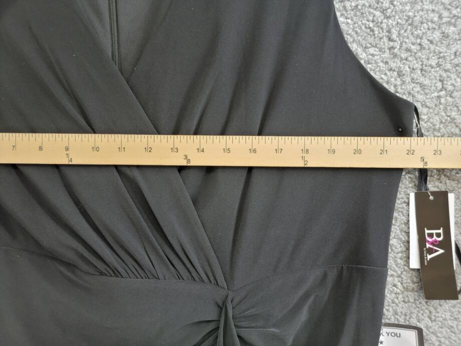 B&A By Betsy & Adam Plus Size Plunge-Neck Ruched Sleeveless Gown Women's 20W