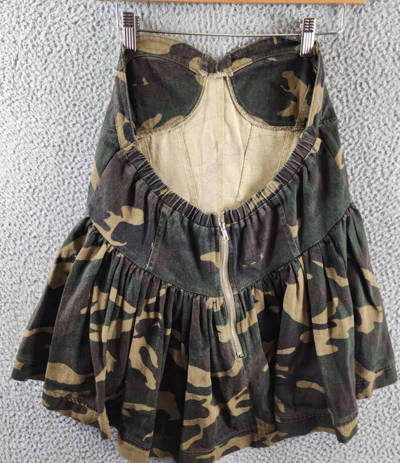 Madonna & Co. Camo Corset Strapless Top Women's L Green Multi Back Zip Closure