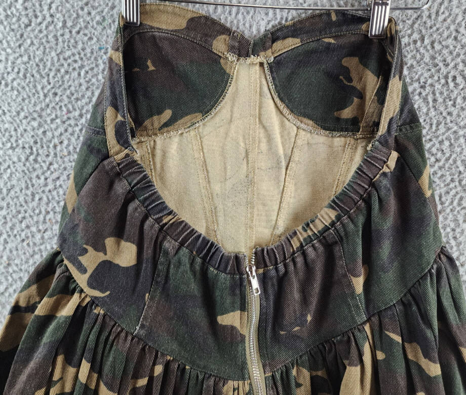 Madonna & Co. Camo Corset Strapless Top Women's L Green Multi Back Zip Closure