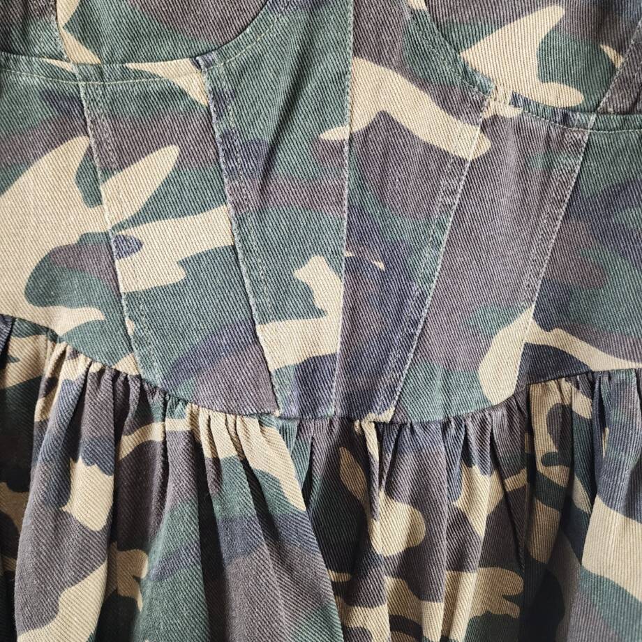 Madonna & Co. Camo Corset Strapless Top Women's L Green Multi Back Zip Closure
