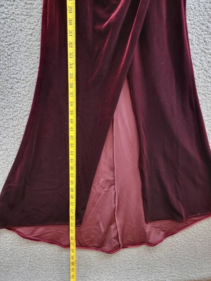Xscape Petite Velvet Bustier Sleeveless Side-Slit Gown Women's 6P Burgundy