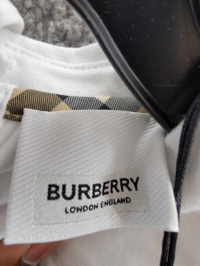 Burberry Collared One Piece Baby Girls' 18M White Short Sleeve Snap Back Closure