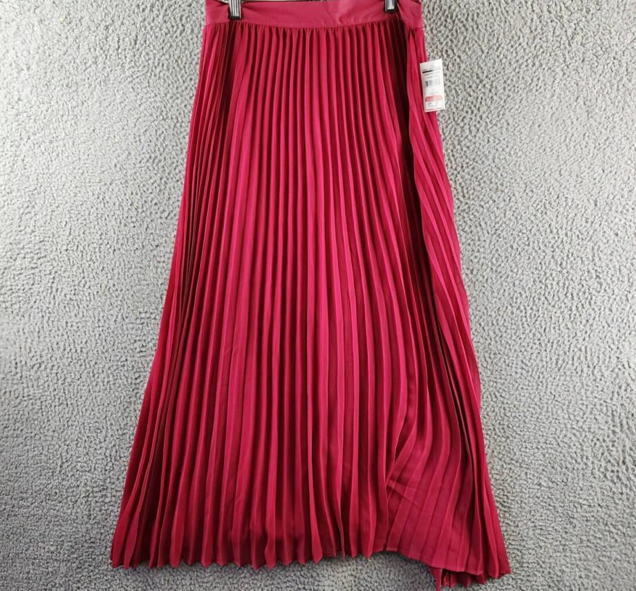 Adrienne Landau Onyx Pleated Skirt Women's S Vivacious Solid Back Zip Closure