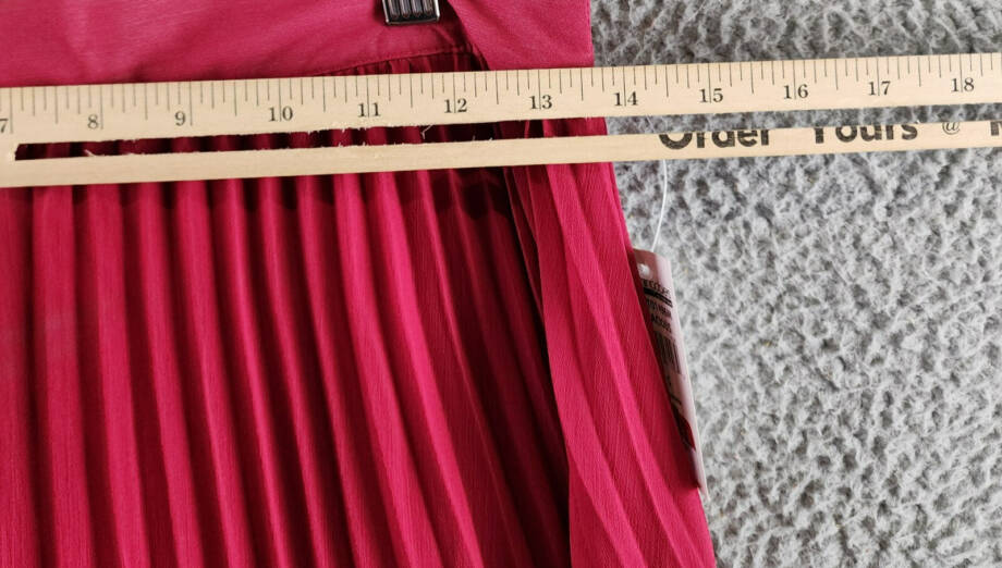 Adrienne Landau Onyx Pleated Skirt Women's S Vivacious Solid Back Zip Closure