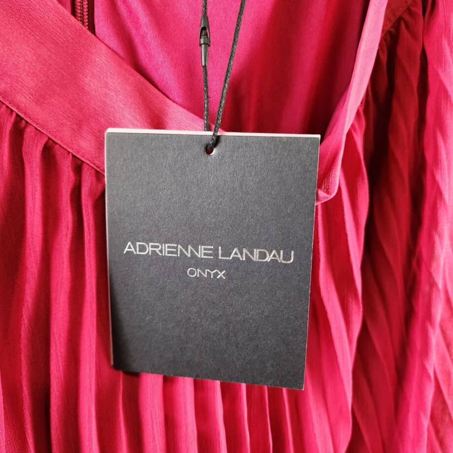 Adrienne Landau Onyx Pleated Skirt Women's S Vivacious Solid Back Zip Closure