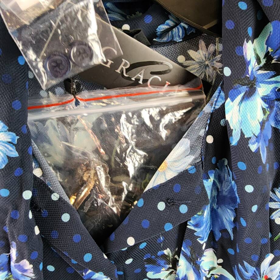 Gracia Belted Mini Dress Women's S Black Multi Floral Scarf Neck Long Sleeve