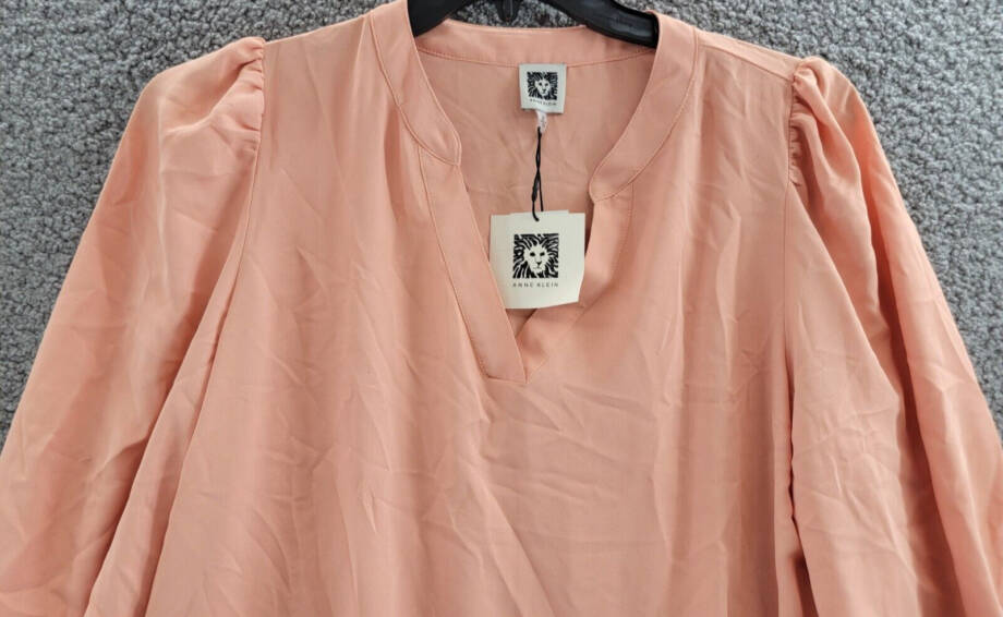 Anne Klein Women's 3/4-Sleeve Popover Blouse Women's M Warm Sand Split Neck