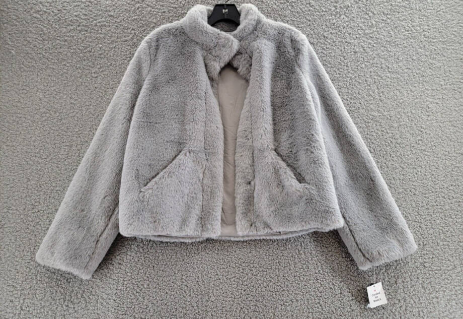 Maralyn & Me Reversible Faux Fur Coat Juniors S Gray Stand Collar Side Pockets