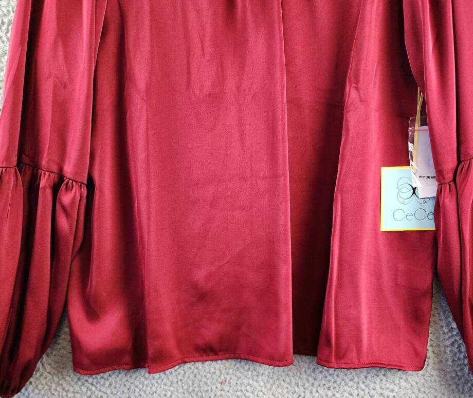 CeCe Mock Neck Blouson Sleeve Blouse Women's L Mulberry Red Button Closure L/S~