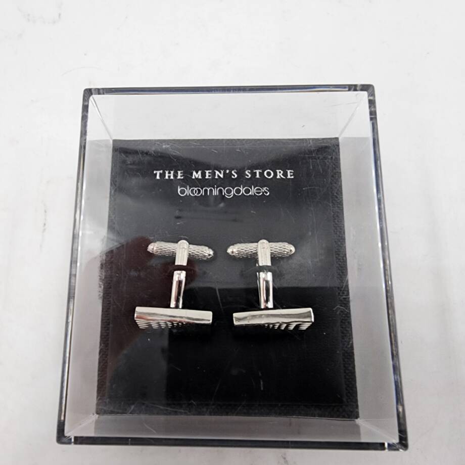 The Men's Store at Bloomingdale Diamond Pattern Cufflinks Silver Toggle closure~