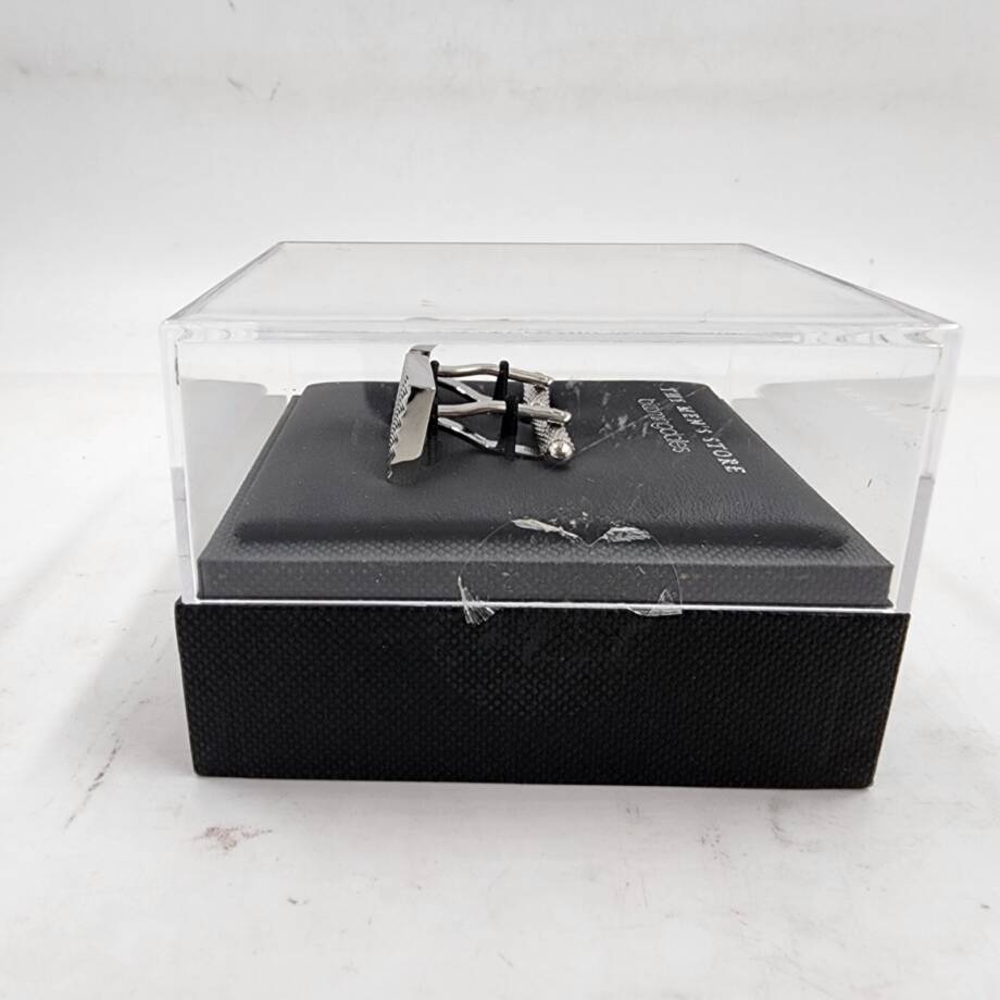 The Men's Store at Bloomingdale Diamond Pattern Cufflinks Silver Toggle closure~
