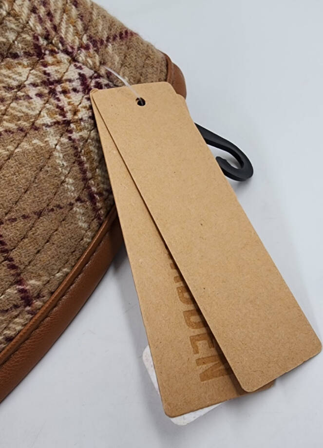 Steve Madden Wool Blend Reversible Plaid Bucket Hat Women's One Size Camel~