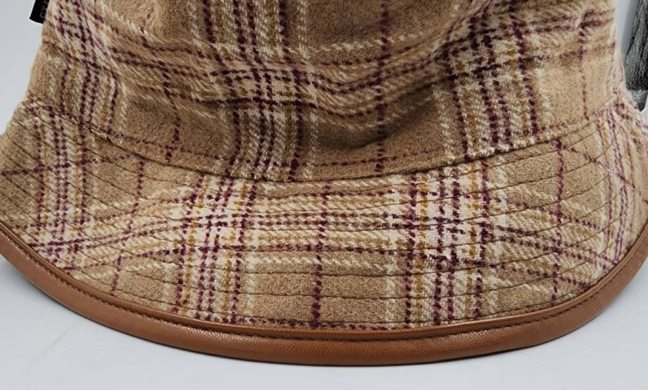 Steve Madden Wool Blend Reversible Plaid Bucket Hat Women's One Size Camel~