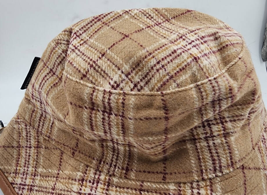 Steve Madden Wool Blend Reversible Plaid Bucket Hat Women's One Size Camel~