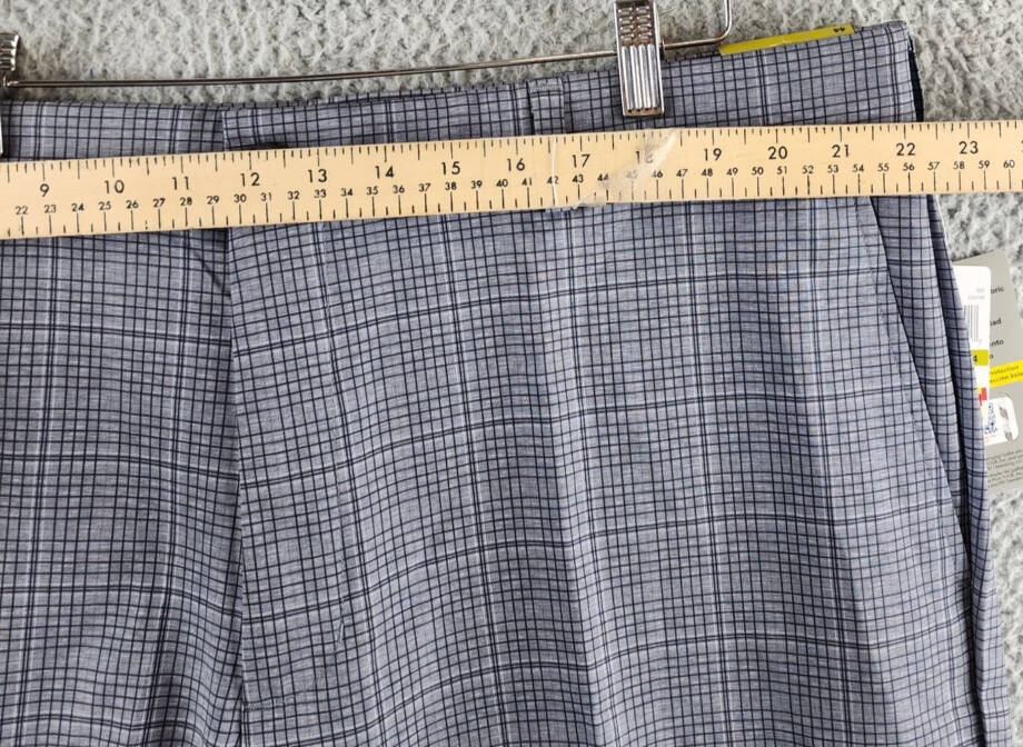 PGA TOUR Check Print Performance Golf Shorts Men's 44 Caviar Slash Pockets