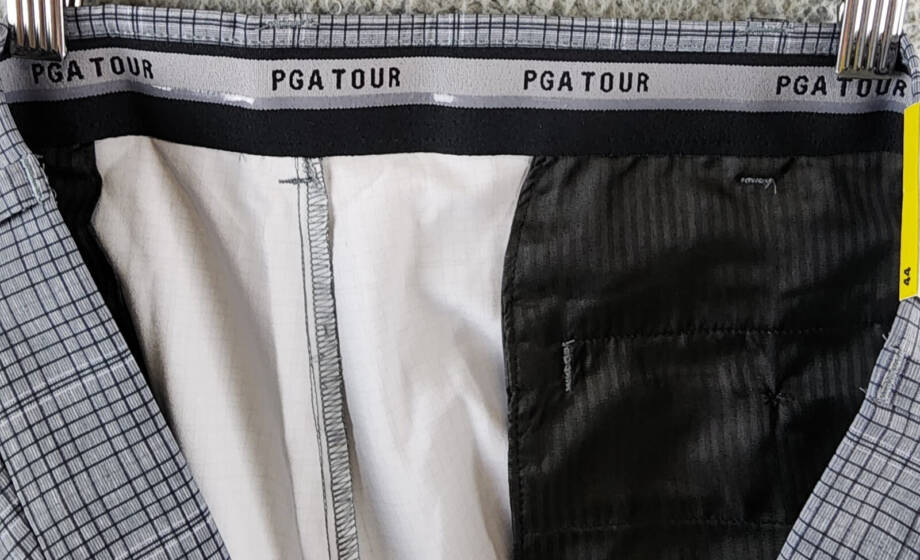 PGA TOUR Check Print Performance Golf Shorts Men's 44 Caviar Slash Pockets