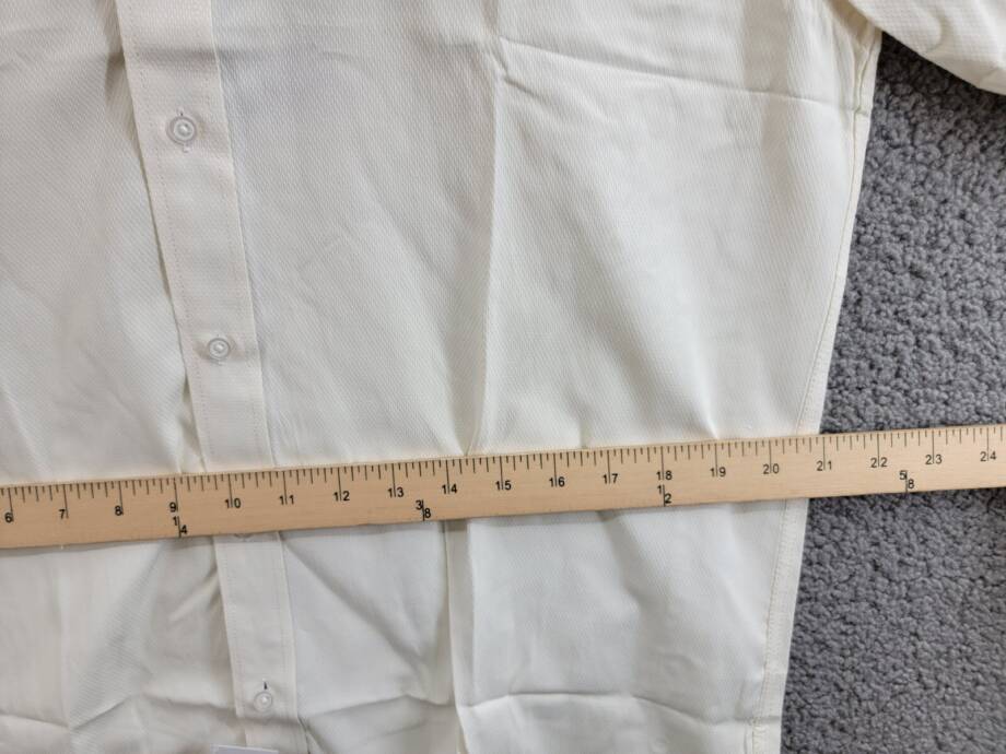 Tayion Collection Slim-Fit Creme Dress Shirt Men's L 16-16.5 34-35 Cream L/S