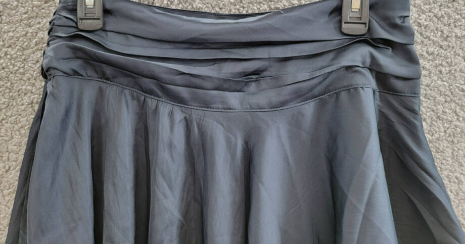 Lioness Legacy Asymmetric Skirt Women's S Navy Ruched Waist Side Zip Closure