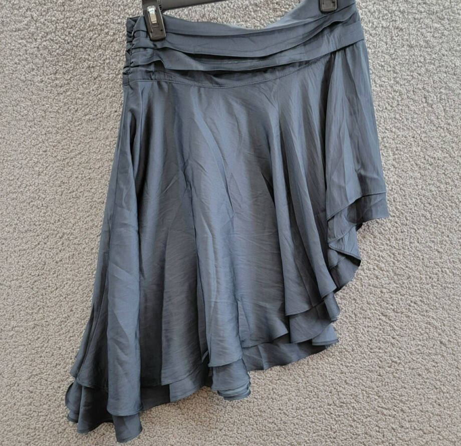 Lioness Legacy Asymmetric Skirt Women's S Navy Ruched Waist Side Zip Closure