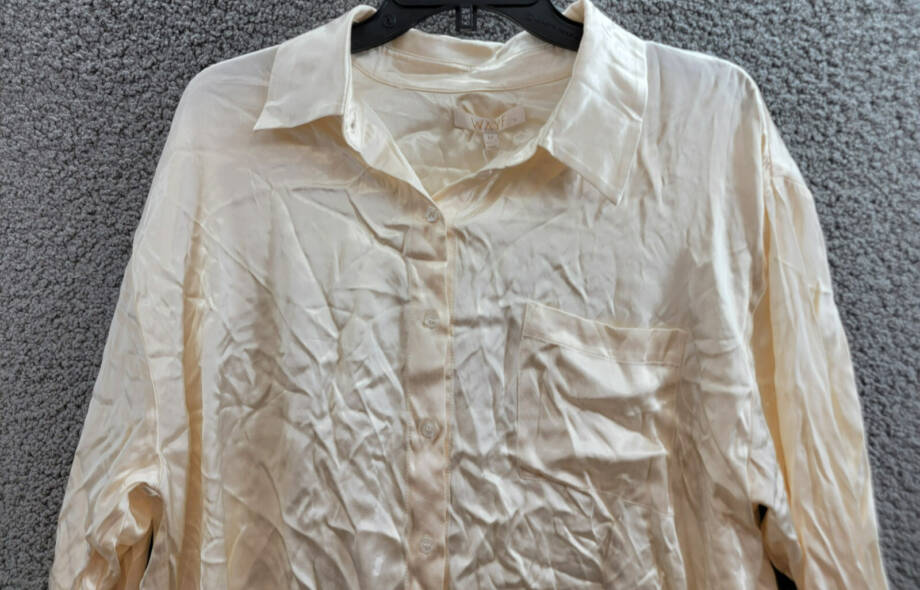 WAYF Fynn Satin Button Front Blouse Women's M Cream Patch Pocket Long Sleeve